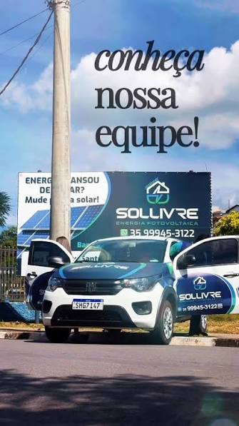 Equipe e veículos da Sol Livre Energia Fotovoltaica prontos para atendimento